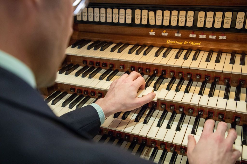 Benjamin LaPrairie playing the organ