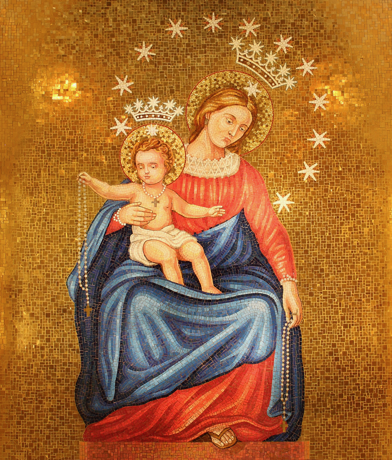 Mary and Jesus portrayed in the Our Lady of Pompei Chapel