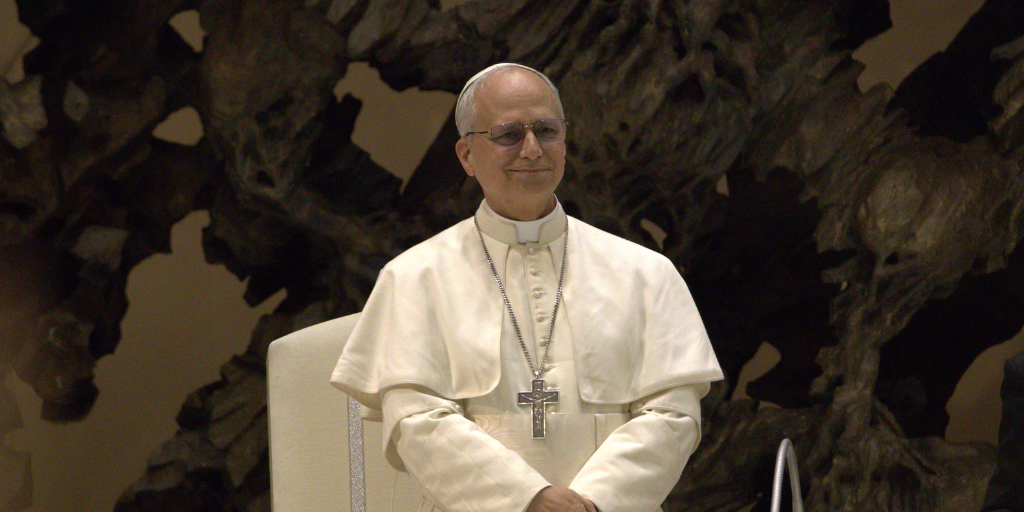 Pope Leo XIV during an audience with the media. Photo by Edgar Beltrán.