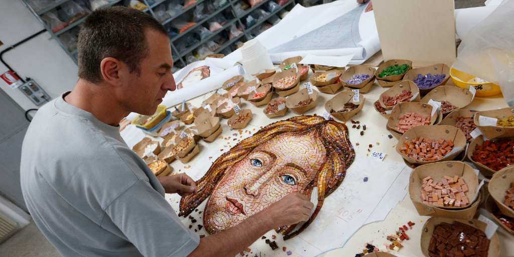 Artist creates angel face on Trinity Dome mosaic